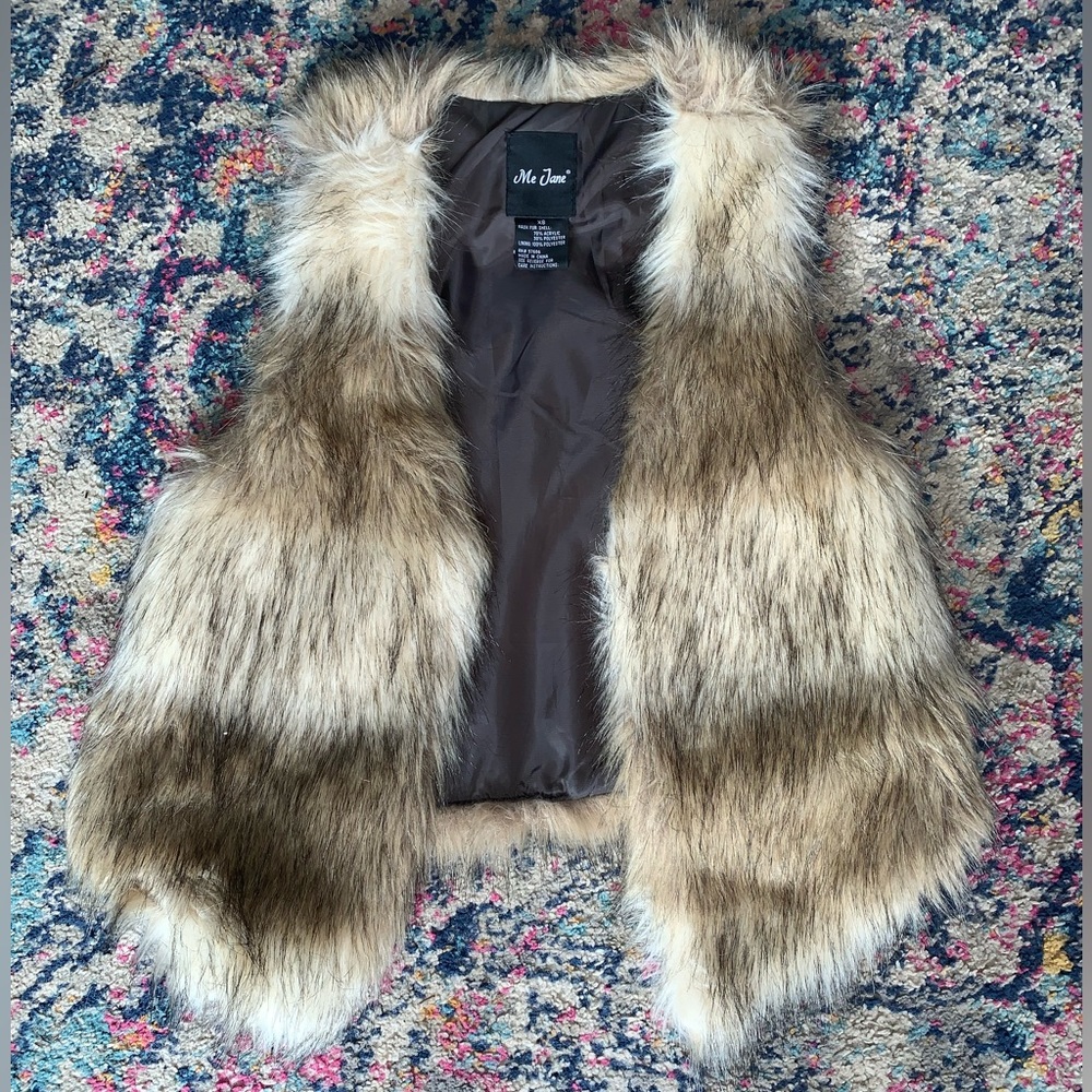 Fur vest